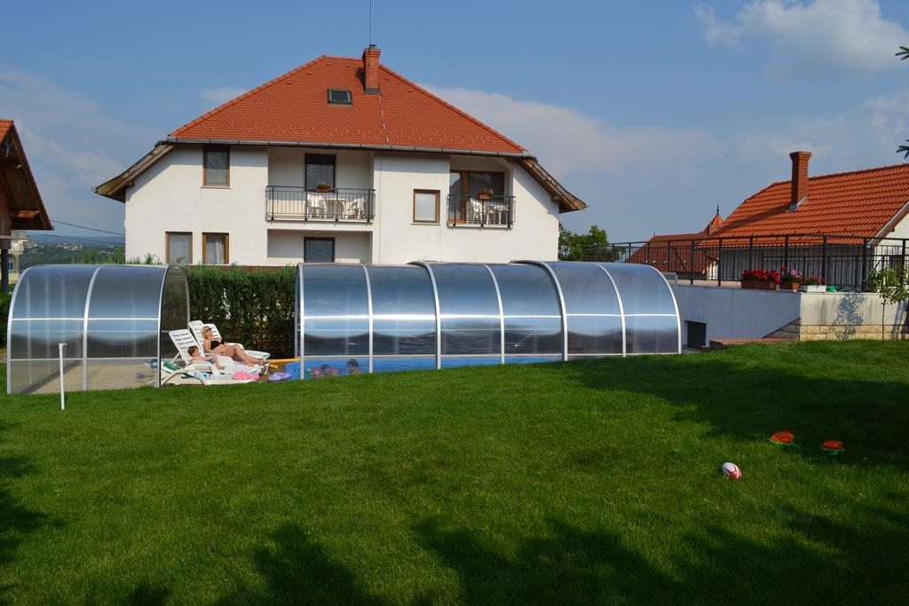 Villa Nova Heviz Exterior photo